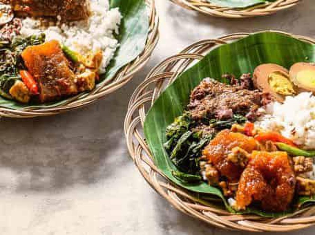 6 Menu Kuliner Malam Yogyakarta yang Tak Boleh Dilewati 6 Menu Kuliner Malam Yogyakarta yang Tak Boleh Dilewati