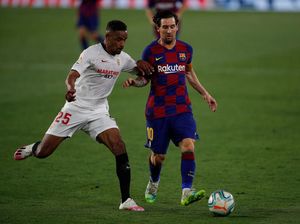 Si Kutu Lionel Messi Dibuat Mati Kutu oleh Sosok Ini Si Kutu Lionel Messi Dibuat Mati Kutu oleh Sosok Ini