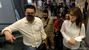 Momen Wagub DKI Cek Kesiapan Protokol Kesehatan di Mal
