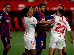 Barcelona Tergelincir, Pique: Sulit untuk Juara LaLiga