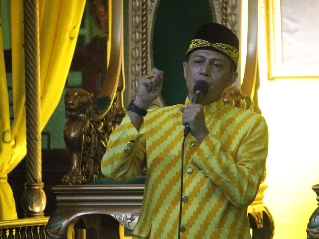 Sultan Pontianak IX Akan Laporkan Hendropriyono ke Polisi Sultan Pontianak IX Akan Laporkan Hendropriyono ke Polisi