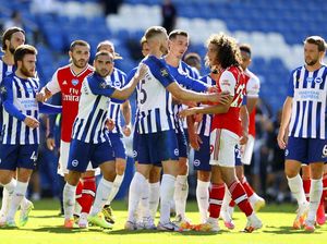 Neal Maupay: Pemain Arsenal Perlu Belajar Rendah Hati Neal Maupay: Pemain Arsenal Perlu Belajar Rendah Hati