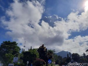 Gunung Merapi Erupsi, Pesepeda di Sleman Dengar Suara Gemuruh Keras