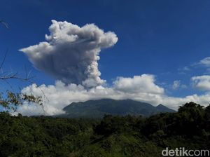 Penampakan Erupsi Gunung Merapi dari Sleman hingga Boyolali