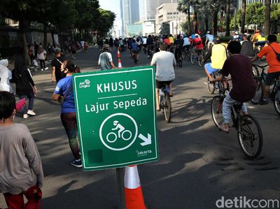 Penampakan Jalur Khusus Sepeda di CFD Bundaran HI