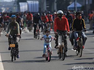 CFD Bundaran HI Ditiadakan, Warga Tetap Berolahraga