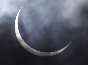 Gerhana Pertama di 2022 Terlihat di Wilayah Ini