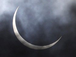 Gerhana Pertama di 2022 Terlihat di Wilayah Ini