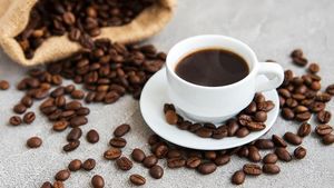 Percaya Engga, Kopi Juga Bikin Pintar Lho