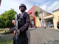 Wakapolres Karanganyar Diserang di Gunung Lawu, Ada 1 Relawan Terluka