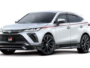 Toyota Harrier Makin Sporty dengan Body Kit TRD