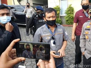 Wakapolres Diserang, Kapolda Jateng Datangi RSUD Karanganyar