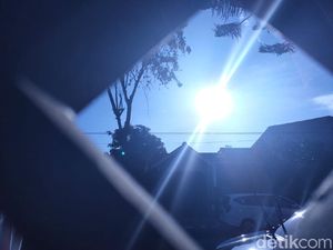 Begini Cara Warga Melihat Gerhana Matahari Cincin dari Rumah