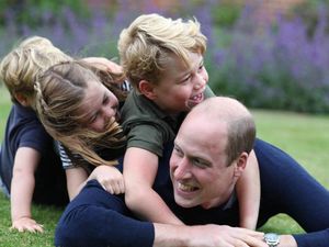 Liburan Bareng Anak, Ini Tips dari Pangeran William
