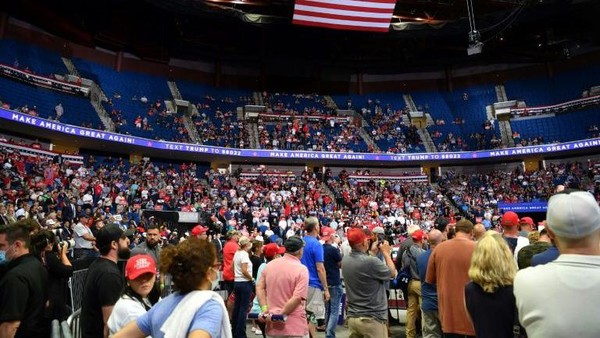 Trump Geram karena Kampanyenya di Tulsa Sepi Pendukung