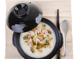 Resep Bubur Ayam Taiwan yang Lembut Gurih Resep Bubur Ayam Taiwan yang Lembut Gurih