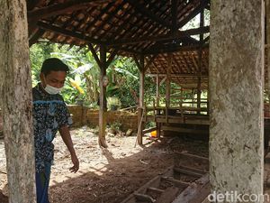 Kisah Remaja Yatim Piatu Asal Tulungagung Hidup Sendiri Tidur di Masjid