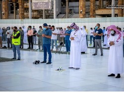 Melihat Suasana Sholat Gerhana di Masjidil Haram Makkah
