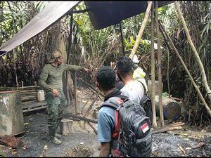 Polisi Musnahkan 2 Pabrik Miras di Hutan Timika Papua