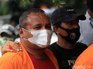 Nasib John Kei Berbaju Tahanan dan Digiring Polisi