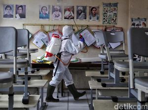Gedung Sekolah Jadi Sasaran Disinfeksi Corona di Jakarta