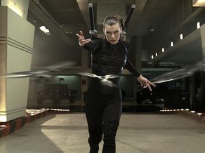 Sinopsis Film Resident Evil, Upaya Selamat dari Serangan Zombie Sinopsis Film Resident Evil, Upaya Selamat dari Serangan Zombie