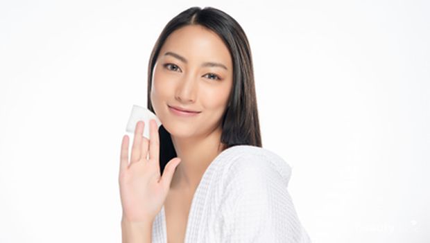 Cara menggunakan sheet mask dan toner