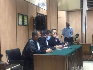 Absen Sidang Novel, ke Mana Jaksa Fedrik? Absen Sidang Novel, ke Mana Jaksa Fedrik?