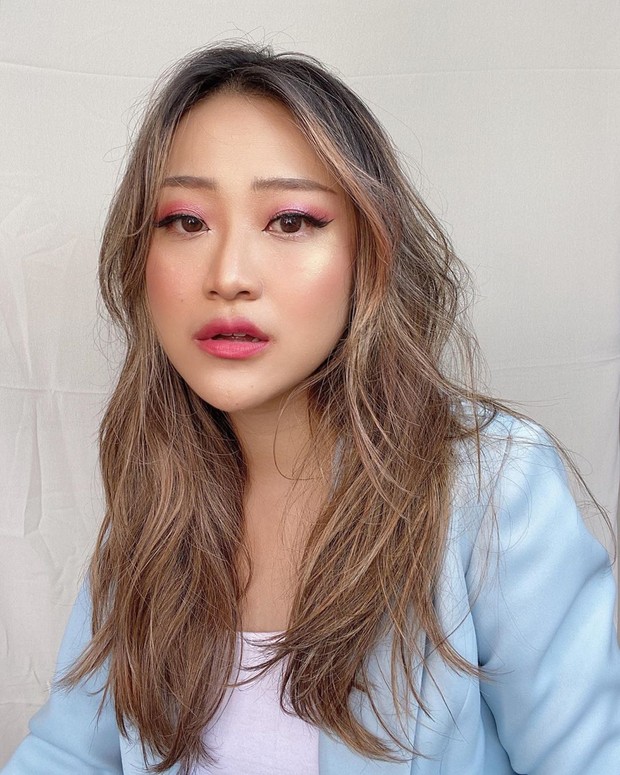 Koleksi foto Beauty Vlogger dan MUA Archangela Chelsea