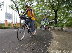 Asyiknya Gowes Sepeda Sembari Cuci Mata di Ciamis