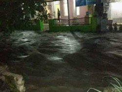 Sungai Meluap, Puluhan Rumah di 2 Kecamatan Cianjur Sempat Terendam Banjir
