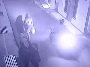 Terekam CCTV, Aksi Begal Payudara Terjadi di Depok