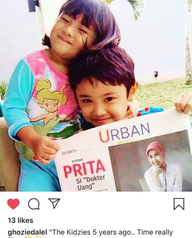 Kedua anak Prita Hapsari bangga, bundanya tampil di koran.