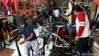 Demam Gowes Bikin Pedagang Sepeda di Bandung Banjir Rezeki