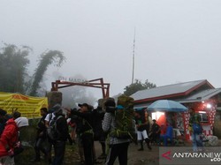 5 Pendaki Hilang Saat Turun dari Gunung Marapi Sumbar
