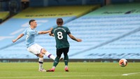 Laga tuntas dengan kemenangan The Sky Blues 5-0. Michael Regan/Getty Images.