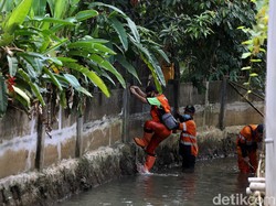 Pemprov DKI Kerahkan 1.260 Petugas Kebersihan di Malam Tahun Baru 2022