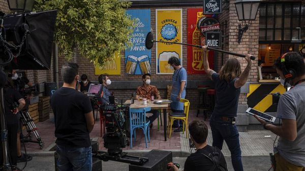 Seperti Apa Sih Penerapan Protokol Kesehatan di Lokasi Syuting?