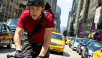 Sinopsis Premium Rush, Kisah Kurir Sepeda Terjebak dalam Misi Berbahaya