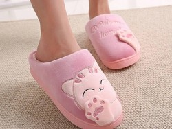 Rekomendasi Sandal Indoor Lucu untuk Dipakai Seharian di Rumah