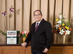 Viral Rektor Idaman Para Mahasiwa, Nonton Drakor Hingga Suka Posting Guyonan