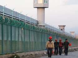 Trump Tunda Beri Sanksi ke China Soal Uighur Demi Perjanjian Dagang