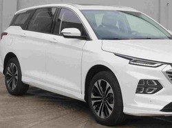 Bocor, Penampakan Perdana MPV Baru Wuling Penantang Toyota Innova