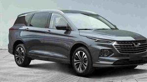 Tak Jauh Beda dengan Sketsa, Ini Wujud Nyata Wuling Victory