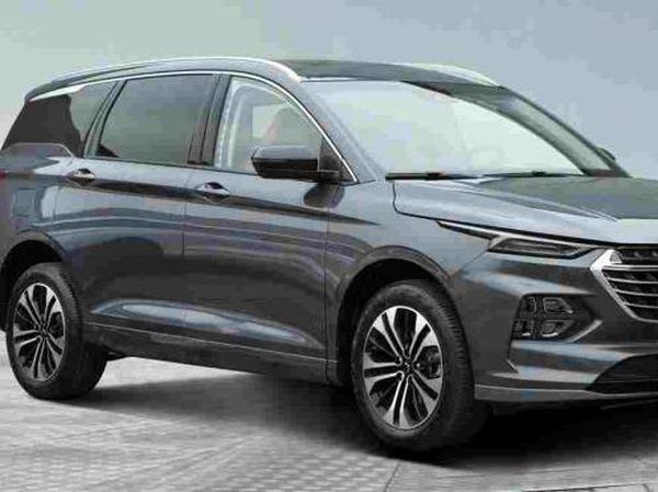 Tak Jauh Beda dengan Sketsa, Ini Wujud Nyata Wuling Victory