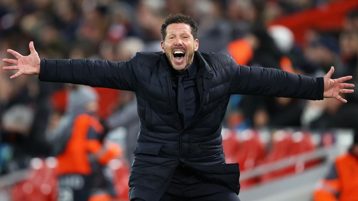 Diego Simeone tak peduli Atletico Madrid dikritik karena bermain sangat pragmatis (Foto: Getty Images/Julian Finney)