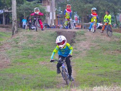Ini Enam Tips Main BMX Minicross