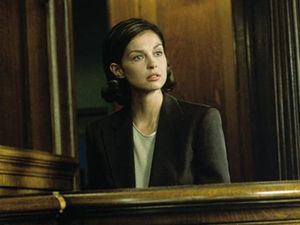 Sinopsis Double Jeopardy, Dijebak Kasus Pembunuhan demi Asuransi Sinopsis Double Jeopardy, Dijebak Kasus Pembunuhan demi Asuransi