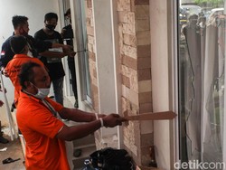 Video 1 Anak Buah John Kei Serahkan Diri ke Polisi