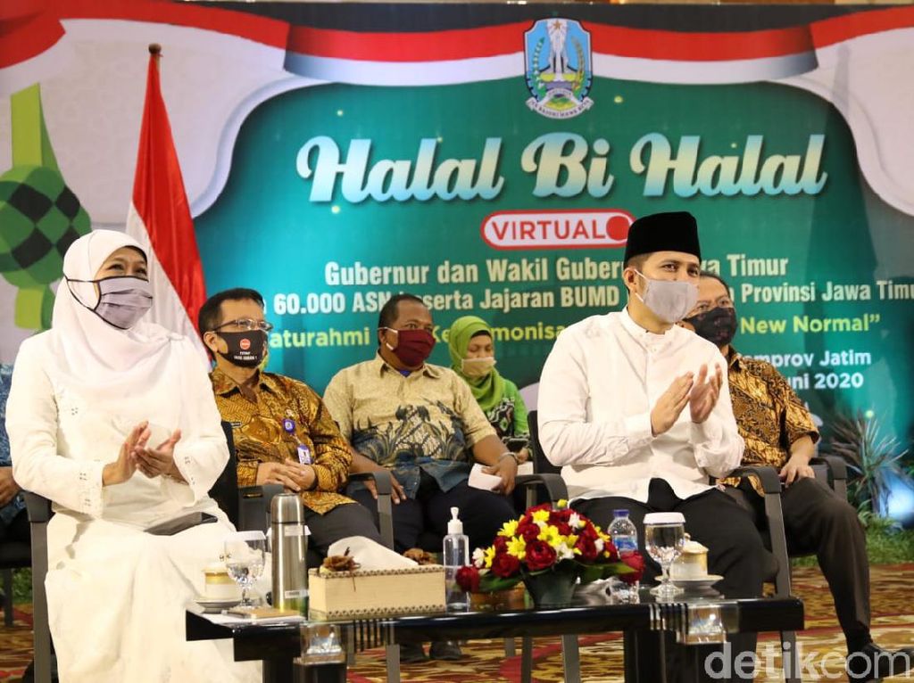 Khofifah Ajak Pendidik Teladani Emil Dardak Khofifah Ajak Pendidik Teladani Emil Dardak